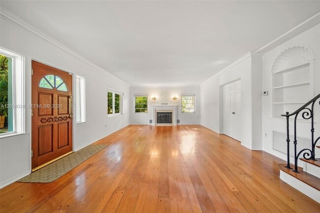 Photo - 5842 Alton Rd