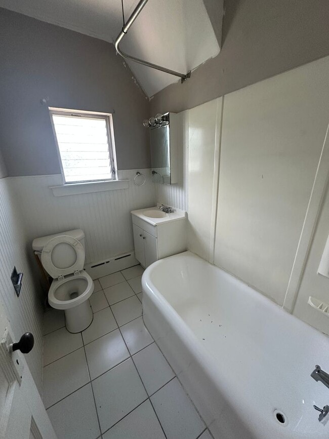 Photo - 1010 Chestnut St Unidad 2