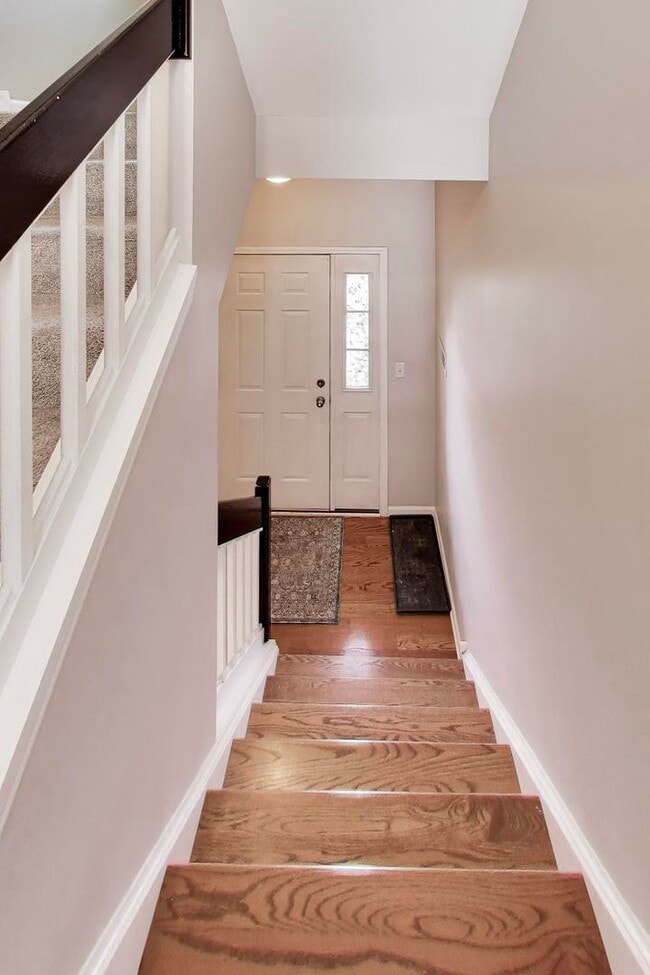 Photo - 590 Triumph Ct