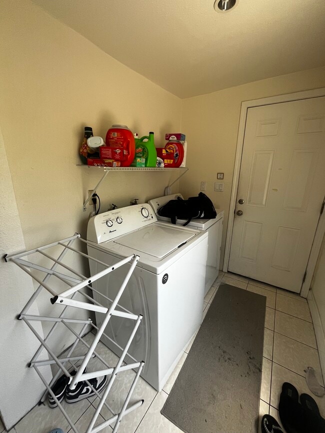 Photo - 362 N 7th St