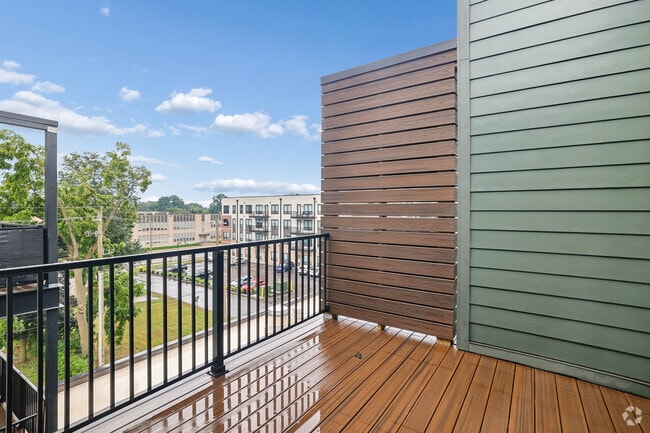 Colfax 2BR, 2BA - 1,190SF - Balcony