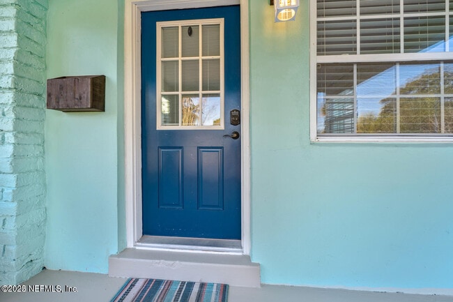 Photo - 1818 10th St N