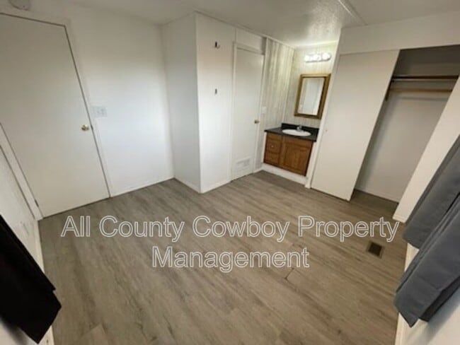 Photo - 2081 Easterling St