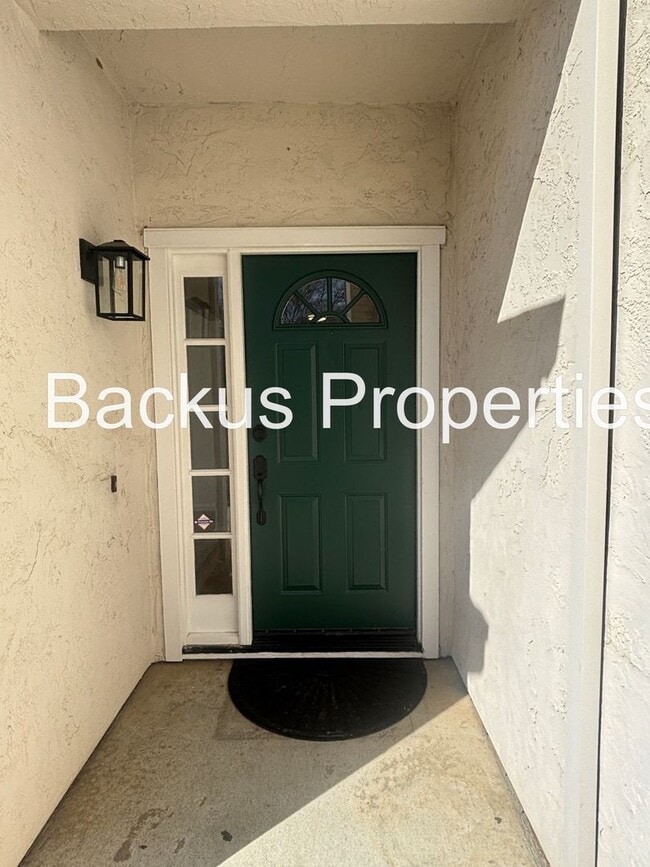 Photo - Great two-bedroom home at end of cul-de-sac