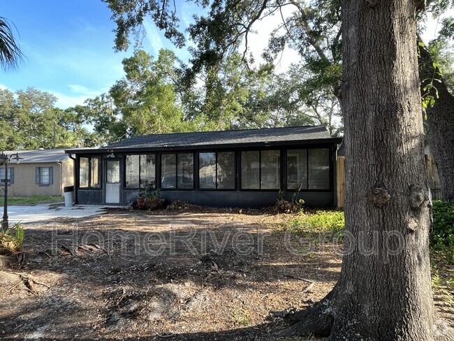Building Photo - 4715 W Knights Ave Rental