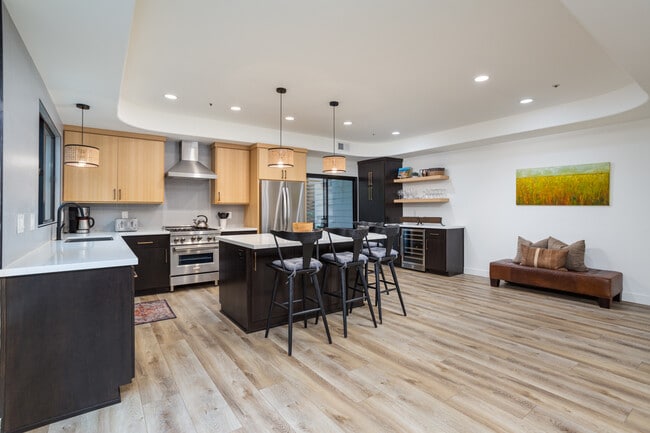 completely remodeled - 162 Avenida Florencia Unit 2