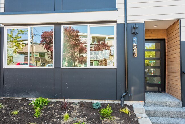 Photo - NEW CONSTRUCTION- MOVE- IN READY