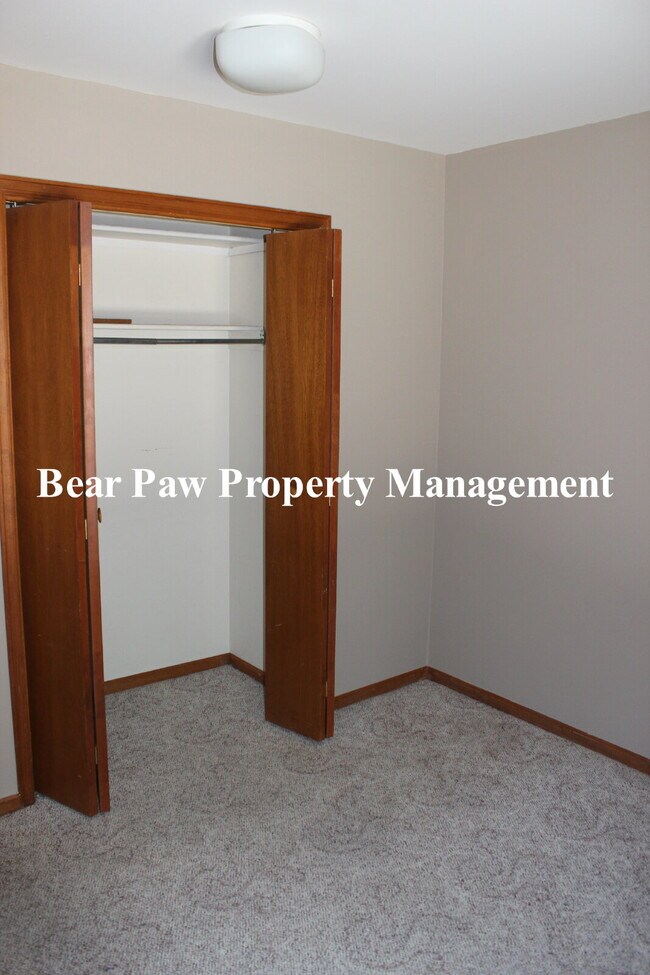 Photo - Condo in North Evergreen! Unidad #207