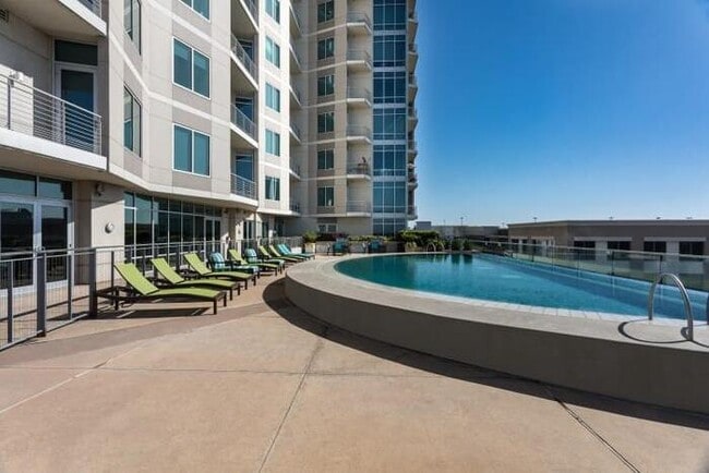 Photo - 8088 Park Ln Unidad c5