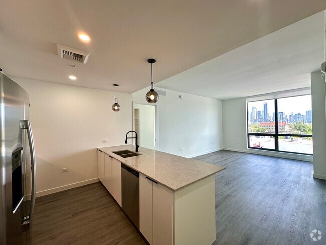 Building Photo - 52 NW 32nd St Unit B19 Rental