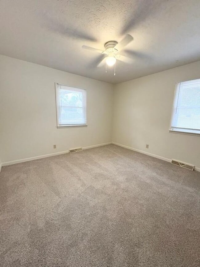 Photo - 200 S Grove St Unit A