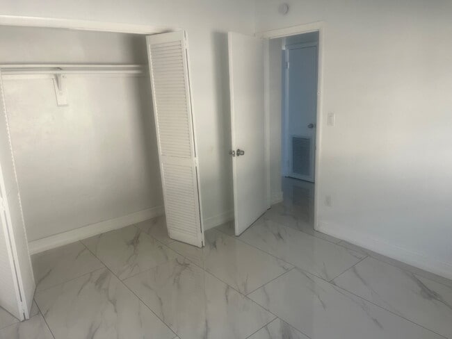 Photo - 2371 NW 61st St