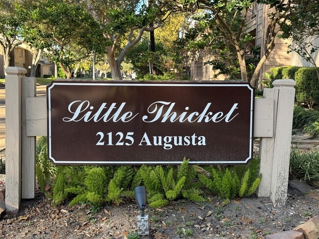 Photo - 2125 Augusta Dr Unidad 83