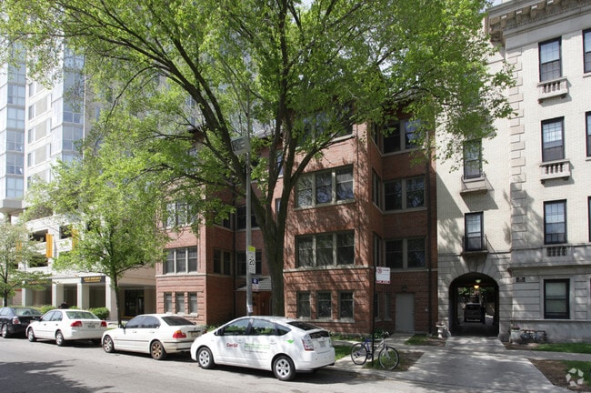 Photo - 5128-5132 S. Cornell Avenue