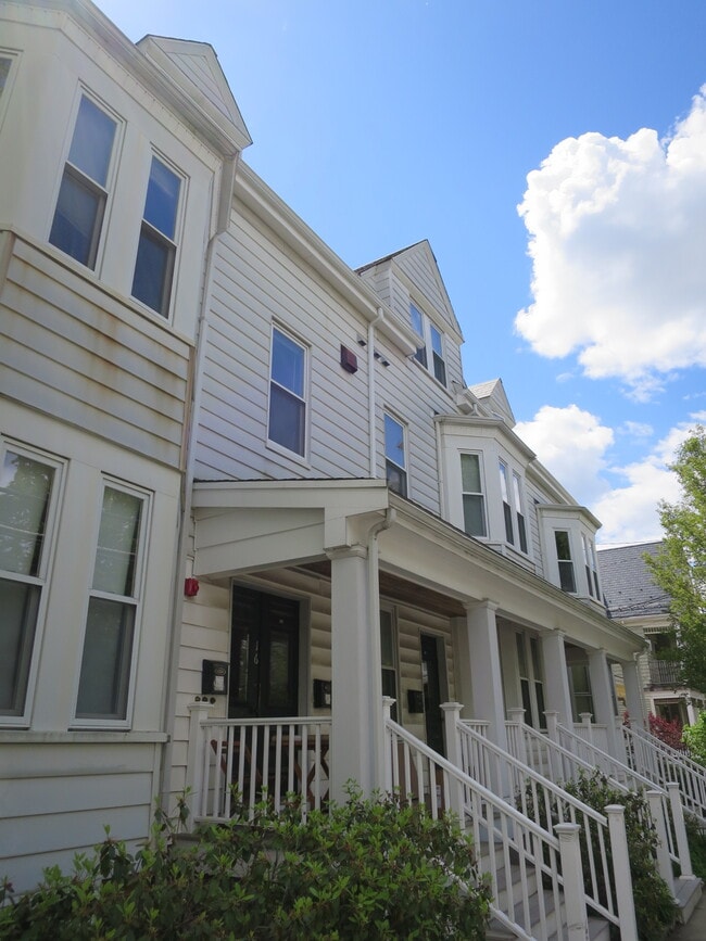 Photo - 18 Park Ave Unit 1