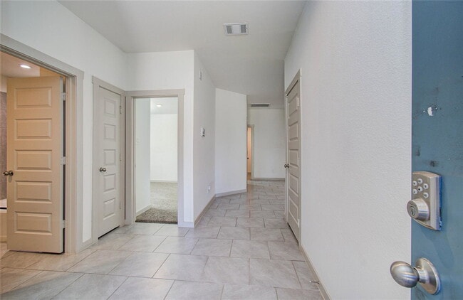 Photo - Natchez Trace, Fresno, TX 77545 - 4 BR 2 BA single-family home