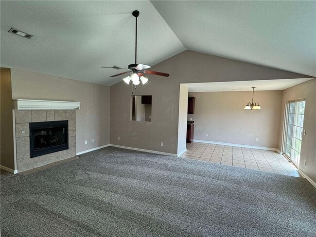 Photo - 1007 Raspberry St