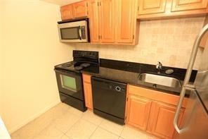 Photo - 330 SE 19th Ave Unidad F