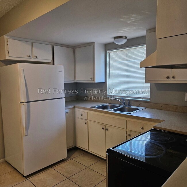 13929 First St