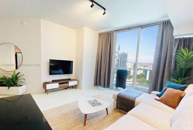 Photo - 3301 NE 1st Ave Unidad H1608