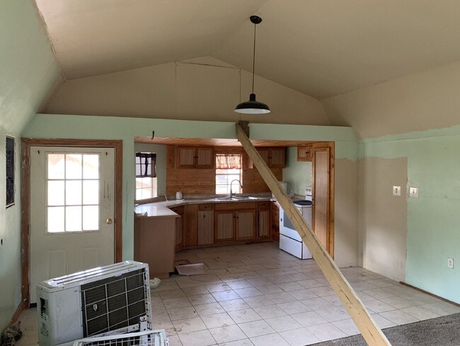Photo - Cozy 800 Sq Ft Retreat: Your 1-Bedroom Oas...