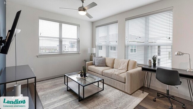 Photo - 255 Williamsburg Pkwy Unidad G301.1409534