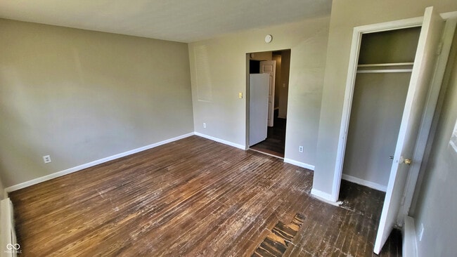 Photo - 617 N Oxford St