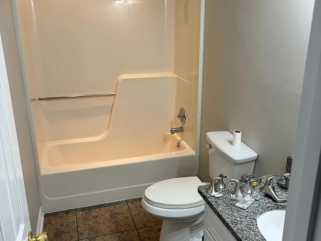 Photo - 2428 Birnen Dr