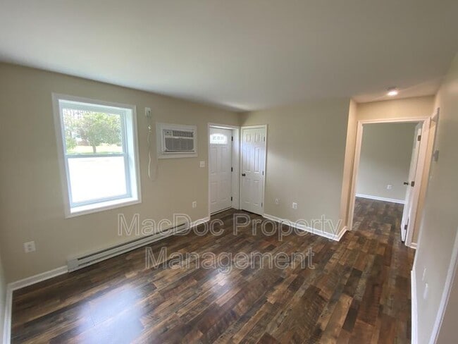 Photo - 114-116 Loch Lane Drive Apt 5 Unidad 5