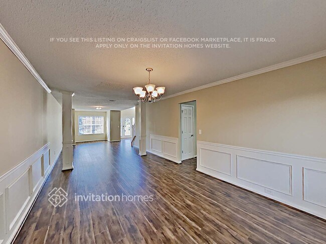 Photo - 1457 St George Pl