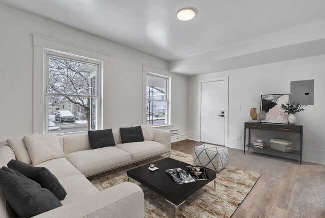 Photo - 1425 Knollwood Ave