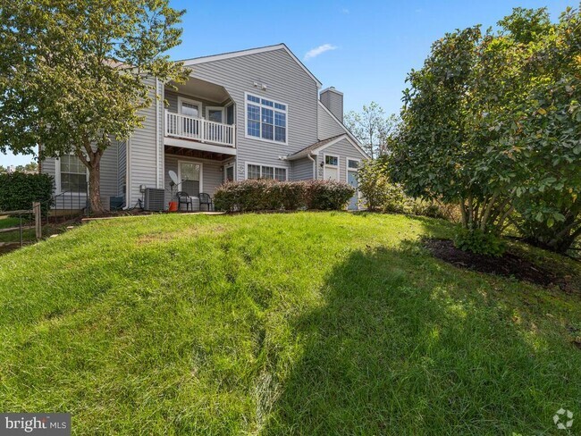 Building Photo - 8792 Grasmere Ct Rental