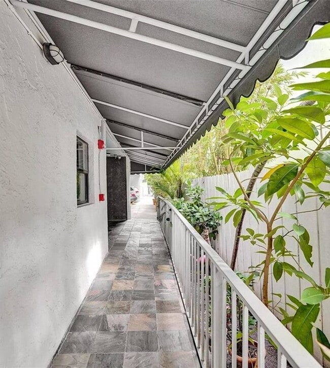 Photo - Location, Location, Location! 1 Bedroom/1 Bathroom in Miami Beach! Unidad 1