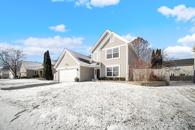 Photo - 1384 Roxbury Dr