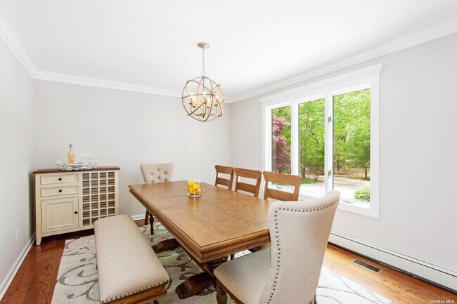 Photo - 468 Water Mill Towd Rd