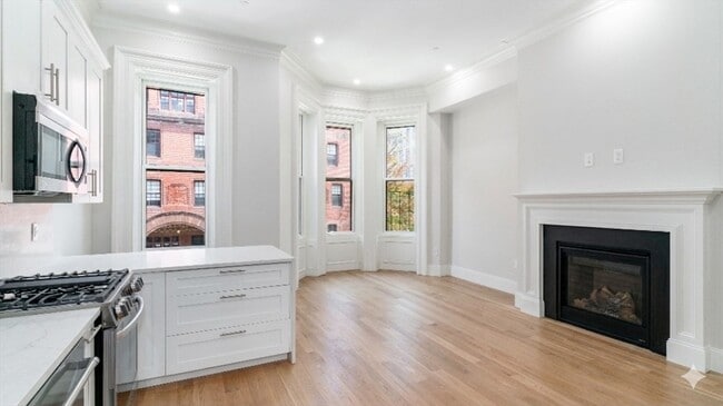 Photo - 232 Clarendon St Unidad 2