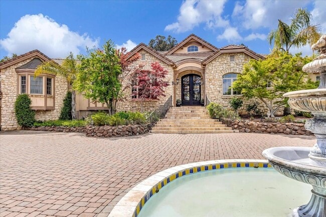 Photo - 15219 Sobey Rd