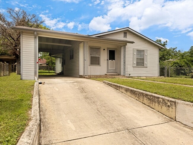 Photo - CHARMING DENVER HEIGHTS 3-BEDROOM