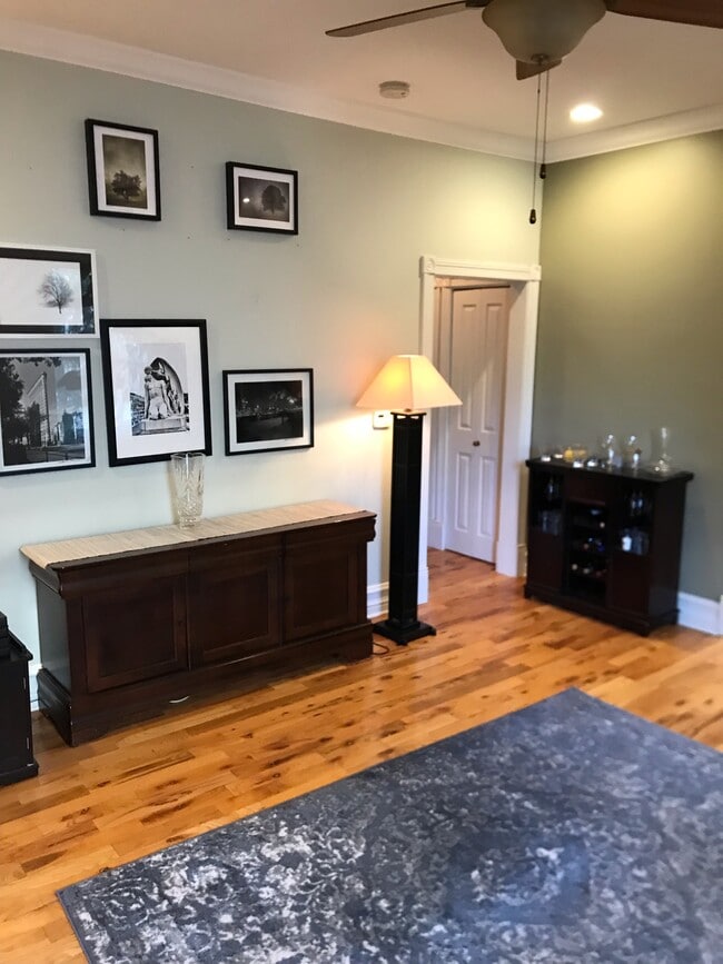 Photo - 1307 Washington St Unit Evanston Loft Apartment