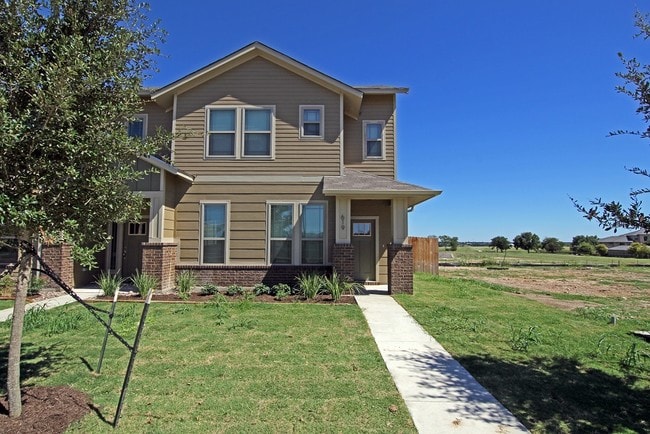 Building Photo - 619 Westfield Blvd Rental