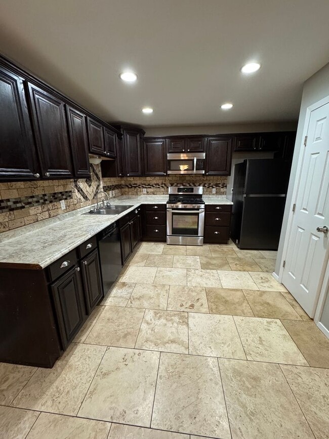 Photo - Beautiful 4 bedroom home in Bossier