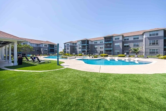 Photo - Cabana Beach San Marcos