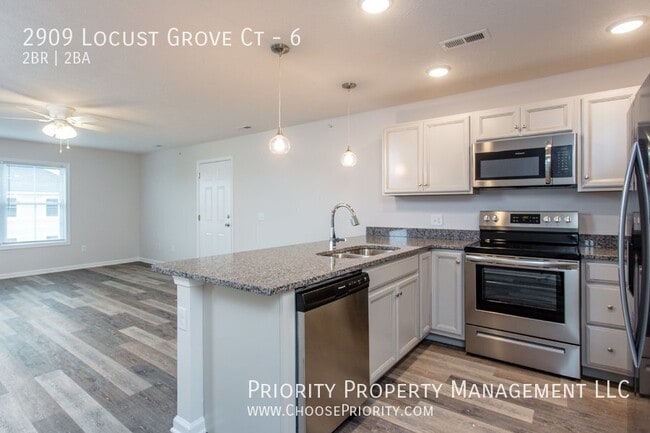Photo - 2909 Locust Grv Ct Unit 6
