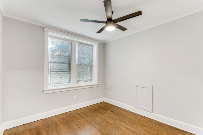 Building Photo - 6600 Lincoln Dr Rental