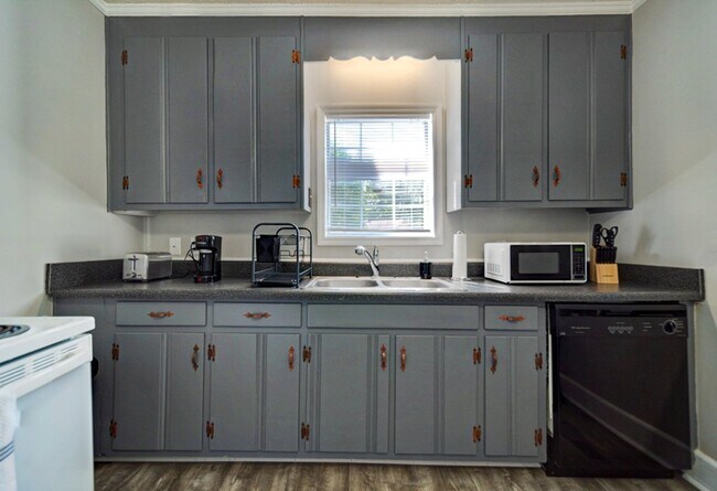 Photo - 401 Kingwood Dr Unidad B