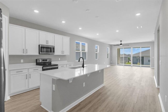 Photo - 819 Ballantyne Dr