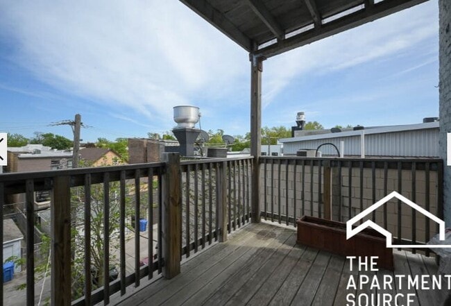 Photo - 2523 N California Ave Unit 3