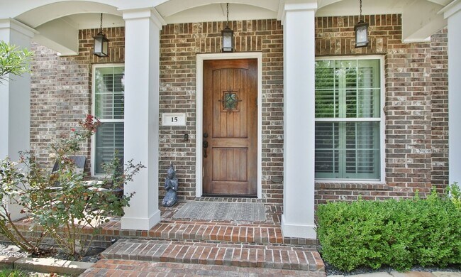 Photo - 15 E Breezy Way