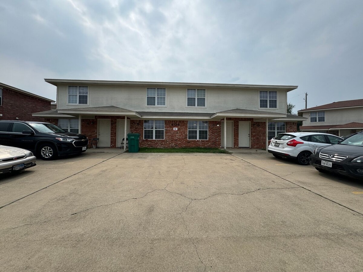 Photo - 404 Brittney Way Unidad #B