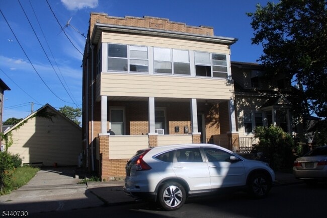 Photo - 74 Westminster Pl Unit 2